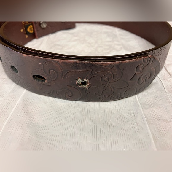 GUC Ariat Dark Brown Embossed Leather Belt - Picture 5 of 9